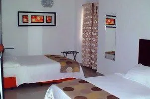 Hotel Calima Real